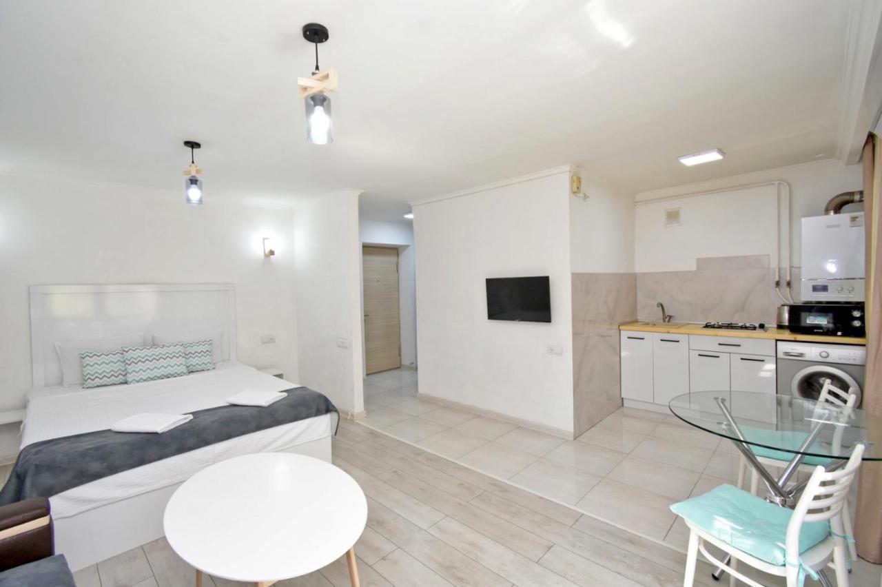 Cozy Apartment Near To The Metro H Kochar 19 Erevan Exterior foto