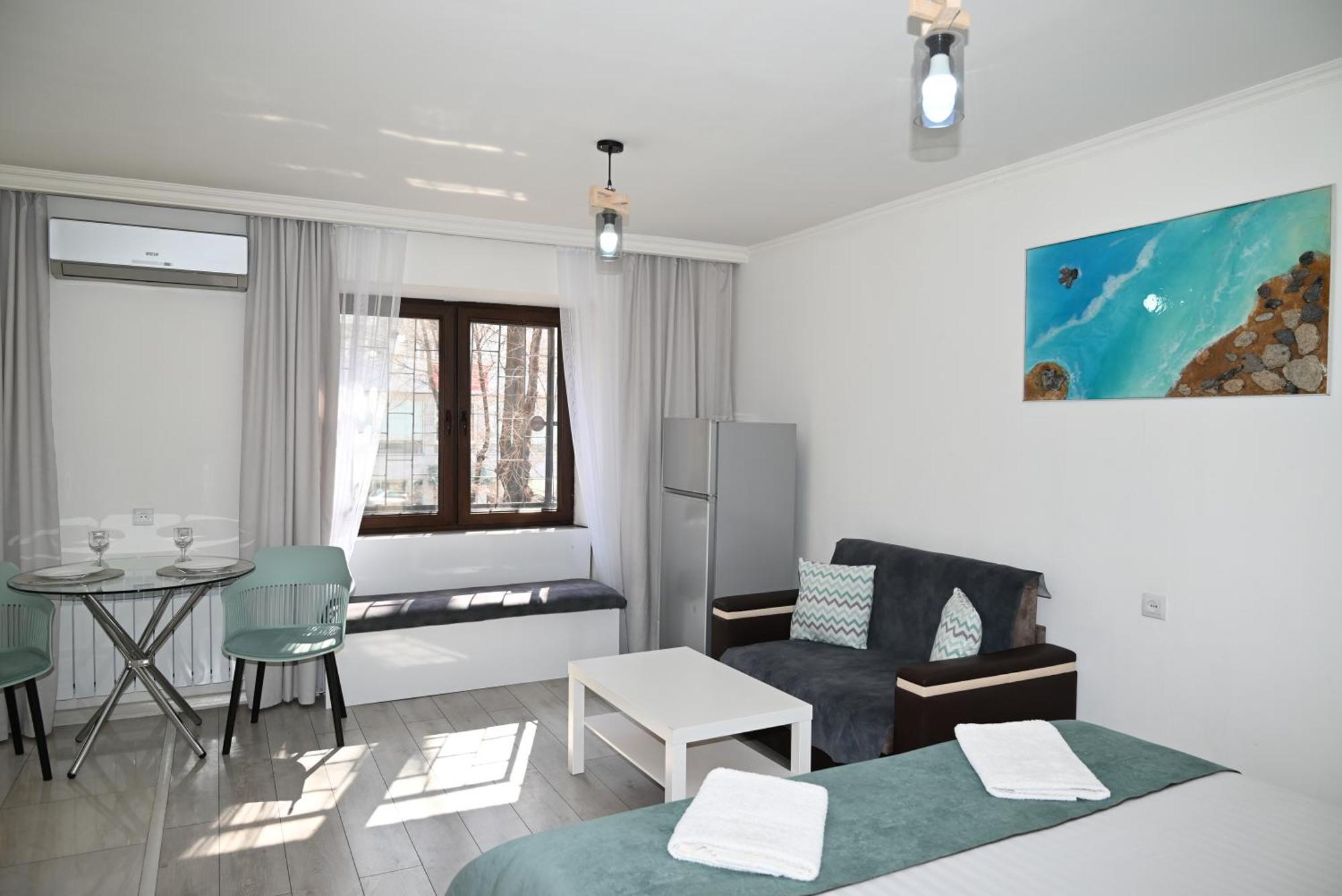 Cozy Apartment Near To The Metro H Kochar 19 Erevan Exterior foto